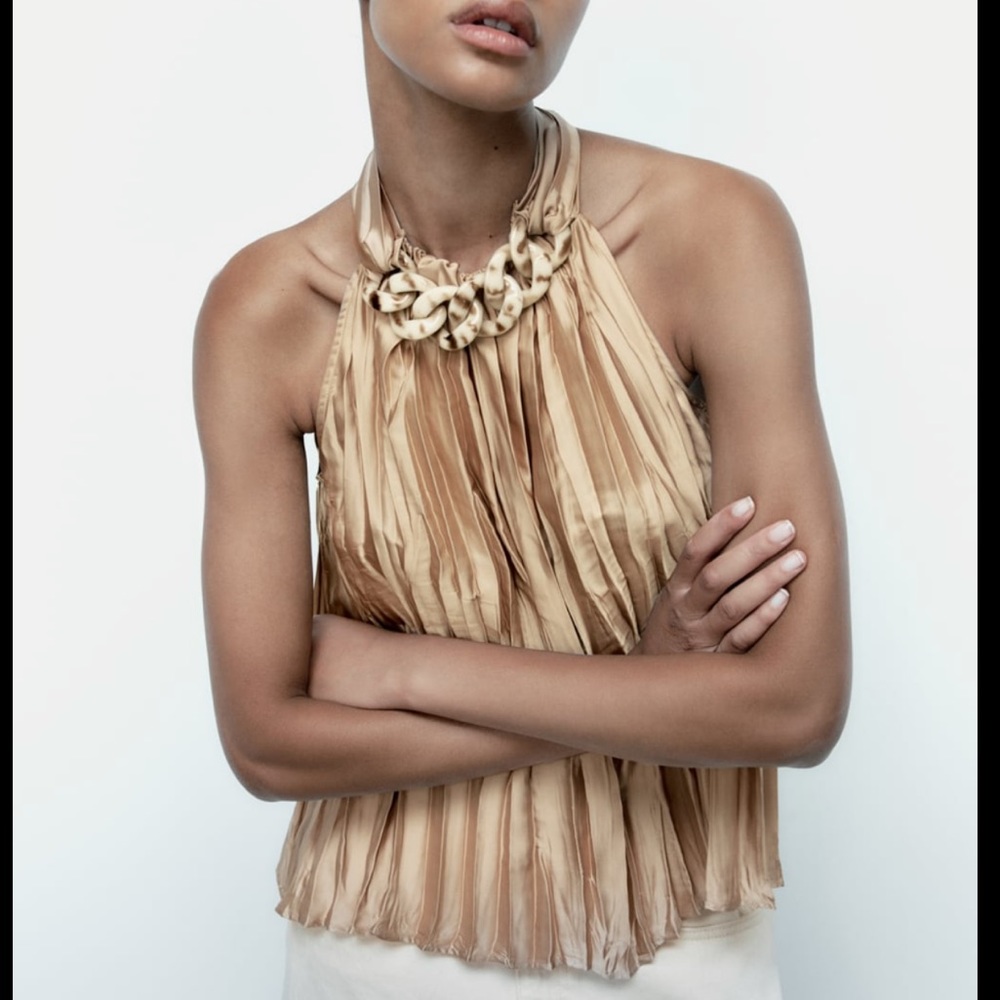 NWT Zara Halter Top Wrinkled Effect With Chain Links - Picture 2 of 10